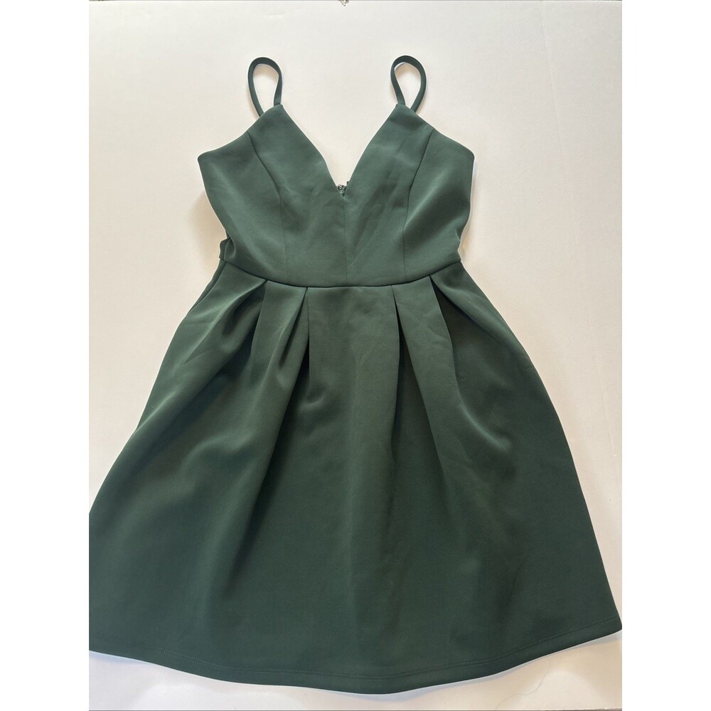 Windsor Hunter Green Spaghetti Strap Plunging V-Neck Skater Dress Small